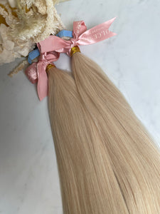 Luxe Blonde Tape in hair extensions - Straight